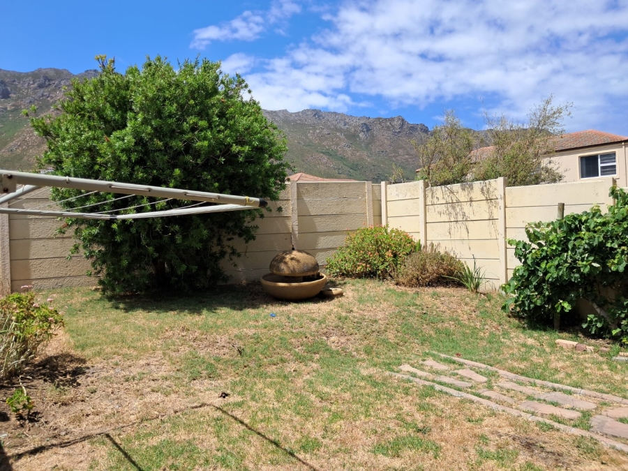 2 Bedroom Property for Sale in Admirals Park Western Cape